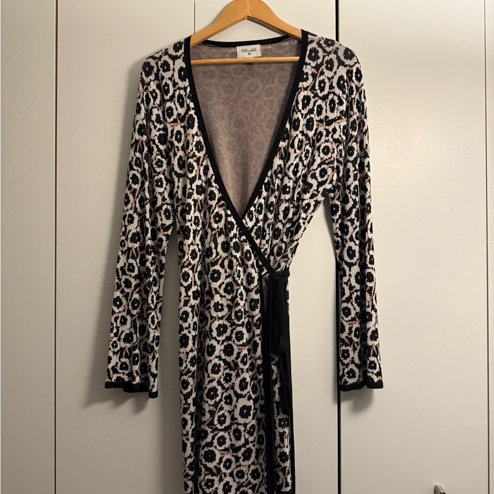 Diane Von Furstenberg for Target Black and Cream Leopard Cardigan
